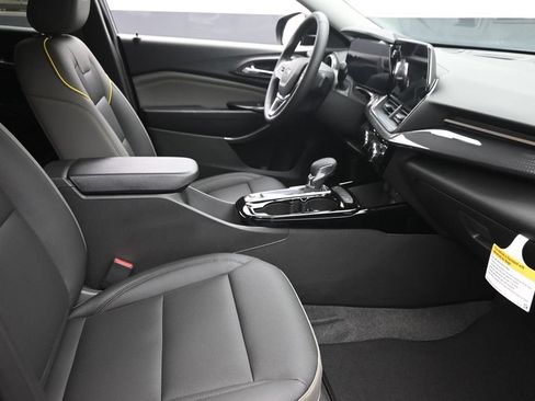 New 2026 Chevrolet Trax ACTIV w/ Driver Confidence Package FWD image 9
