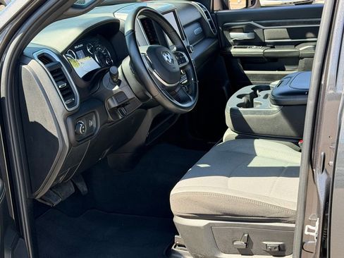 Used 2024 RAM 2500 Big Horn image 10