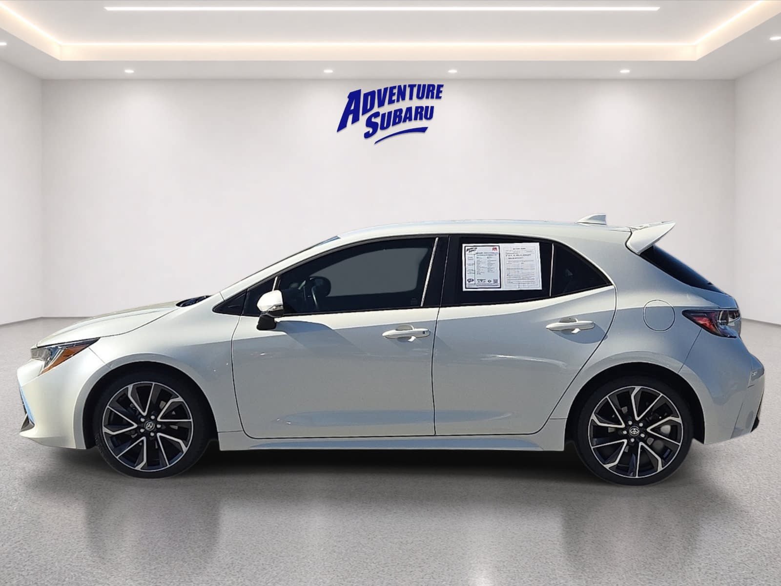 Used 2019 Toyota Corolla XSE FWD image 4