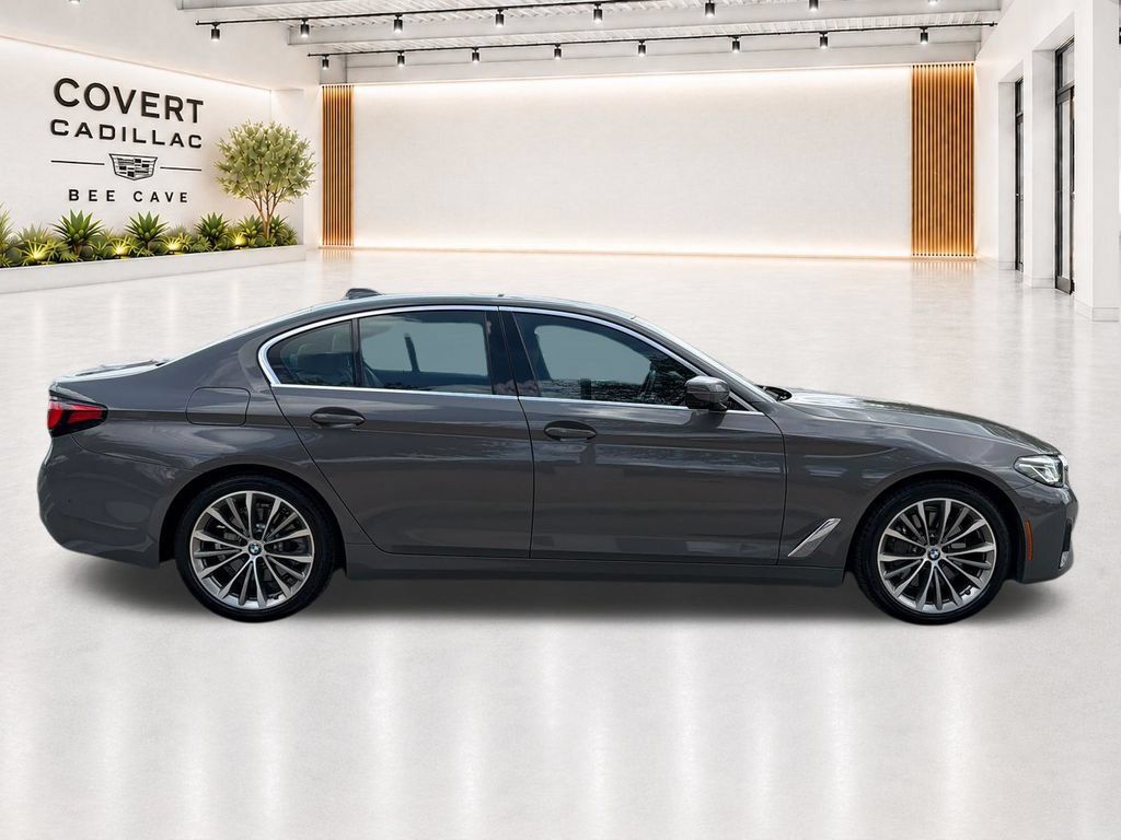 Used 2021 BMW 530i w/ Premium Package RWD image 12