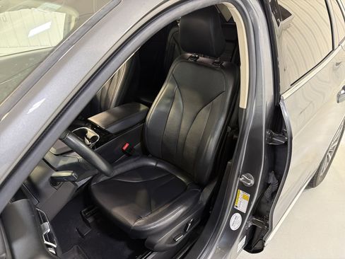 Used 2023 Lincoln Nautilus FWD image 10