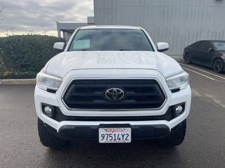Used 2020 Toyota Tacoma SR video 2