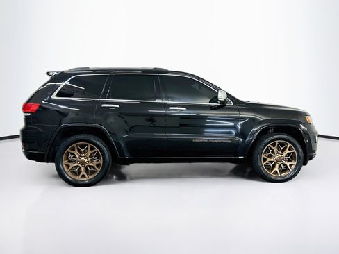 Used 2021 Jeep Grand Cherokee Overland AWD/4WD image 10