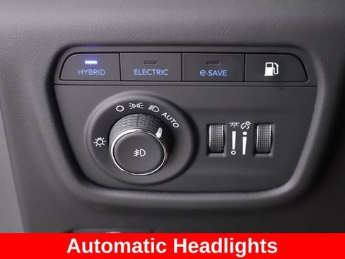 Used 2022 Jeep Grand Cherokee Summit AWD/4WD image 21