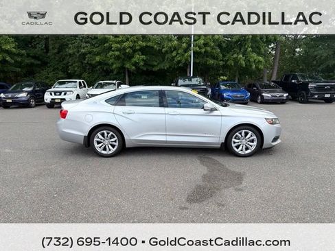Used 2017 Chevrolet Impala LT w/ Convenience Package FWD image 4