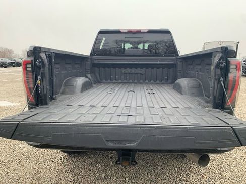 Certified 2024 GMC Sierra 2500 AT4 w/ AT4 Premium Plus Package AWD/4WD image 13