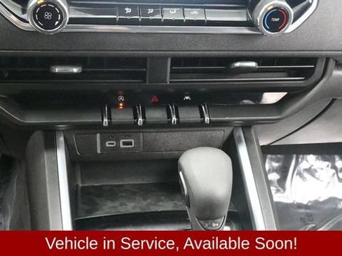 Used 2024 Chevrolet Colorado W/T w/ Safety Package RWD image 19