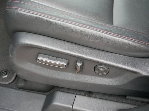 Used 2025 Honda Odyssey Sport-L image 17