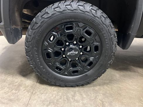 Certified 2024 Chevrolet Silverado 2500 High Country w/ High Country Premium Package AWD/4WD image 18