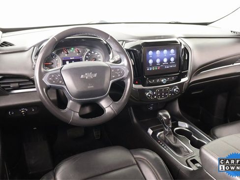 Used 2021 Chevrolet Traverse RS image 2