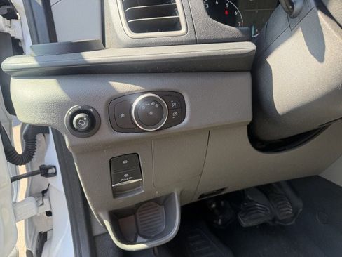 Used 2025 Ford Transit 250 Low Roof w/ Exterior Upgrade Package RWD image 12