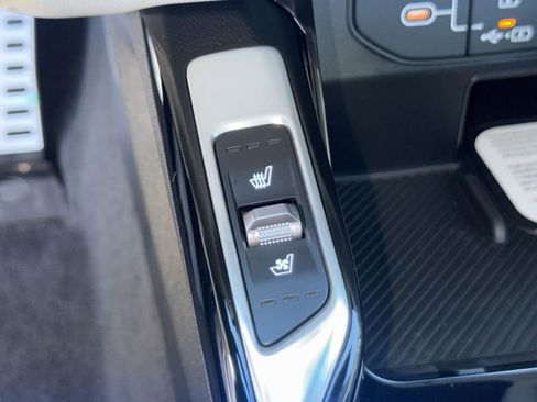 New 2026 Kia Sorento SX image 23