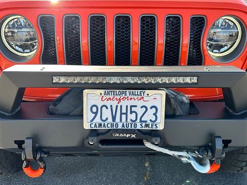 Used 2019 Jeep Wrangler Unlimited Rubicon w/ LED Lighting Group AWD/4WD image 13