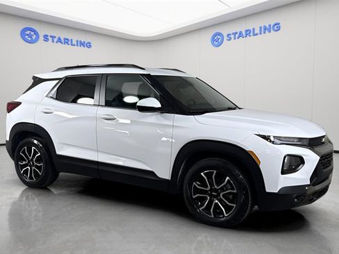 Used 2023 Chevrolet TrailBlazer ACTIV w/ Sun and Liftgate Package image 12