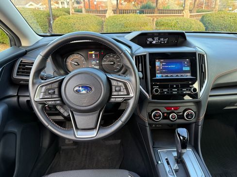 Used 2023 Subaru Crosstrek 2.0i Premium image 9