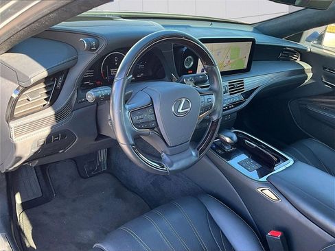 Used 2024 Lexus LS 500 w/ Interior Upgrade Package image 4
