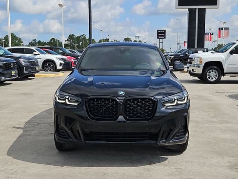 Used 2024 BMW X4 xDrive30i w/ Premium Package AWD/4WD image 2