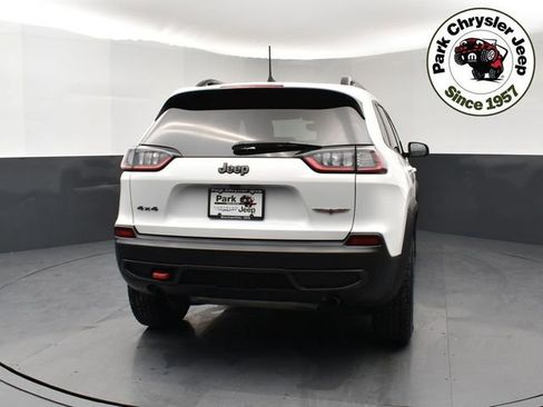 Used 2022 Jeep Cherokee Trailhawk w/ Sound & Nav Group AWD/4WD image 5