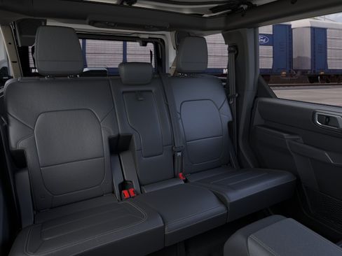 New 2026 Ford Bronco Badlands AWD/4WD image 36