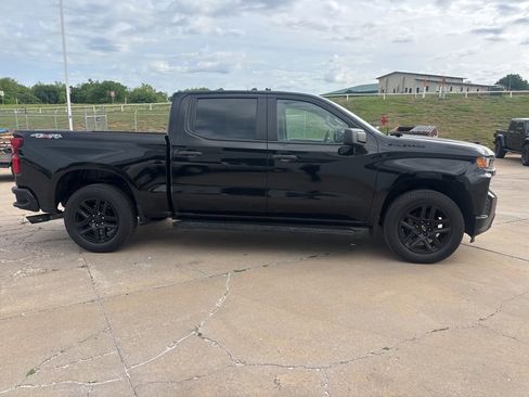 Used 2022 Chevrolet Silverado 1500 Custom w/ Rally Edition AWD/4WD image 3