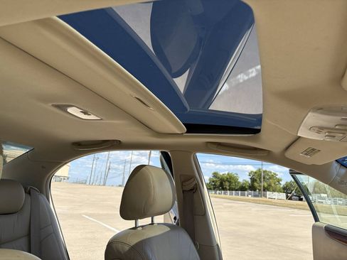Used 2005 Lexus ES 330 FWD image 14