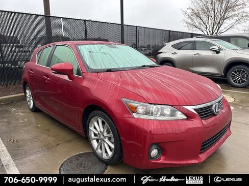 Used 2013 Lexus CT 200h image 1