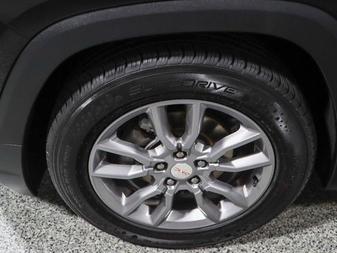 Used 2022 GMC Terrain SLT image 11