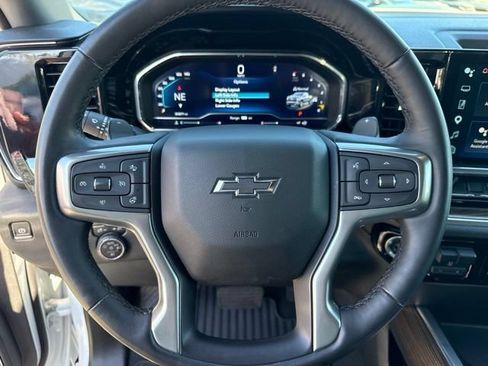 Used 2023 Chevrolet Silverado 1500 RST AWD/4WD image 12