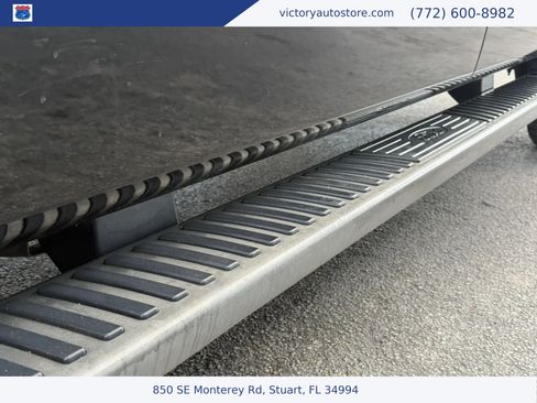 Used 2010 Ford F150 Lariat image 12