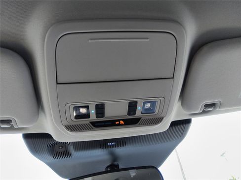 New 2026 Ford Explorer Active RWD image 20