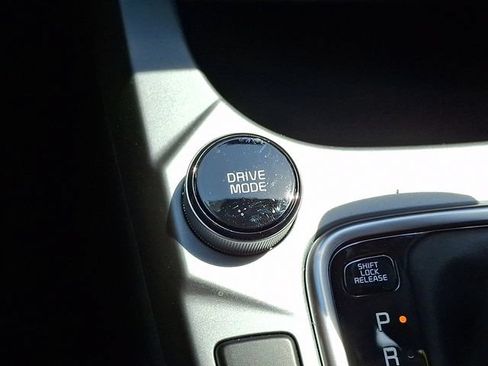 Used 2024 Kia Seltos LX AWD/4WD image 22