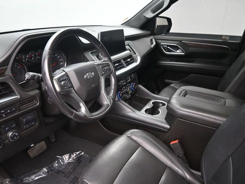 Used 2021 Chevrolet Tahoe Z71 w/ Z71 Signature Package AWD/4WD image 20