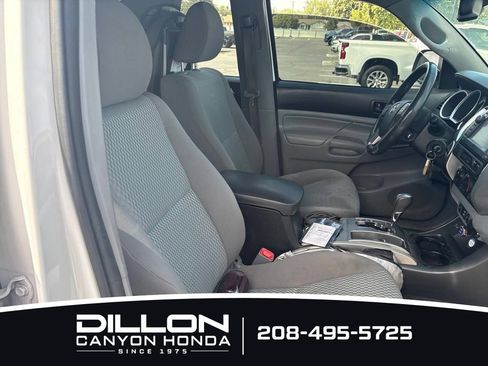 Used 2013 Toyota Tacoma 4x4 Double Cab w/ SR5 Pkg image 22
