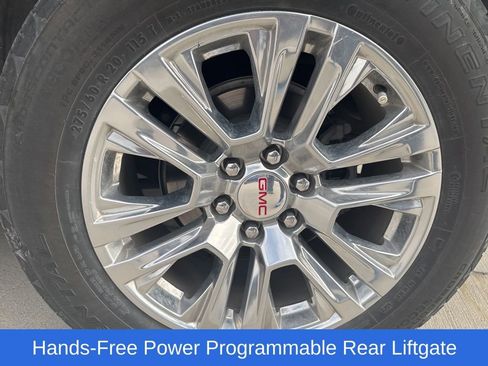 Used 2023 GMC Yukon Denali image 6