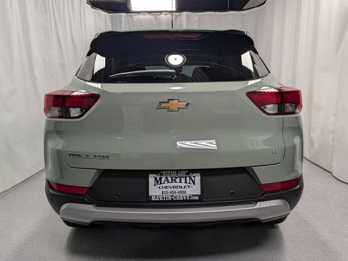 New 2026 Chevrolet TrailBlazer LT w/ LT Cold Weather Package FWD image 4