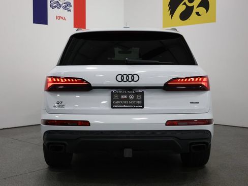 Used 2025 Audi Q7 3.0T Premium Plus w/ Premium Plus Package AWD/4WD image 11