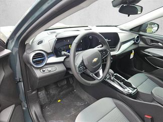 New 2026 Chevrolet Trax LT w/ Driver Confidence Package video 3