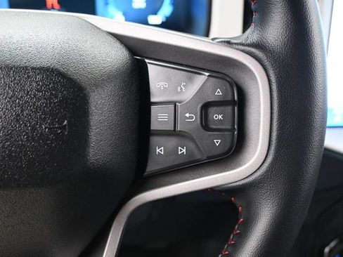 Certified 2025 Ford Bronco Heritage Edition AWD/4WD image 31