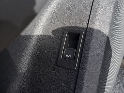 New 2025 Audi Q5 Premium Plus image 20