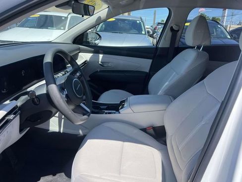 Used 2025 Hyundai Tucson SEL AWD/4WD image 15