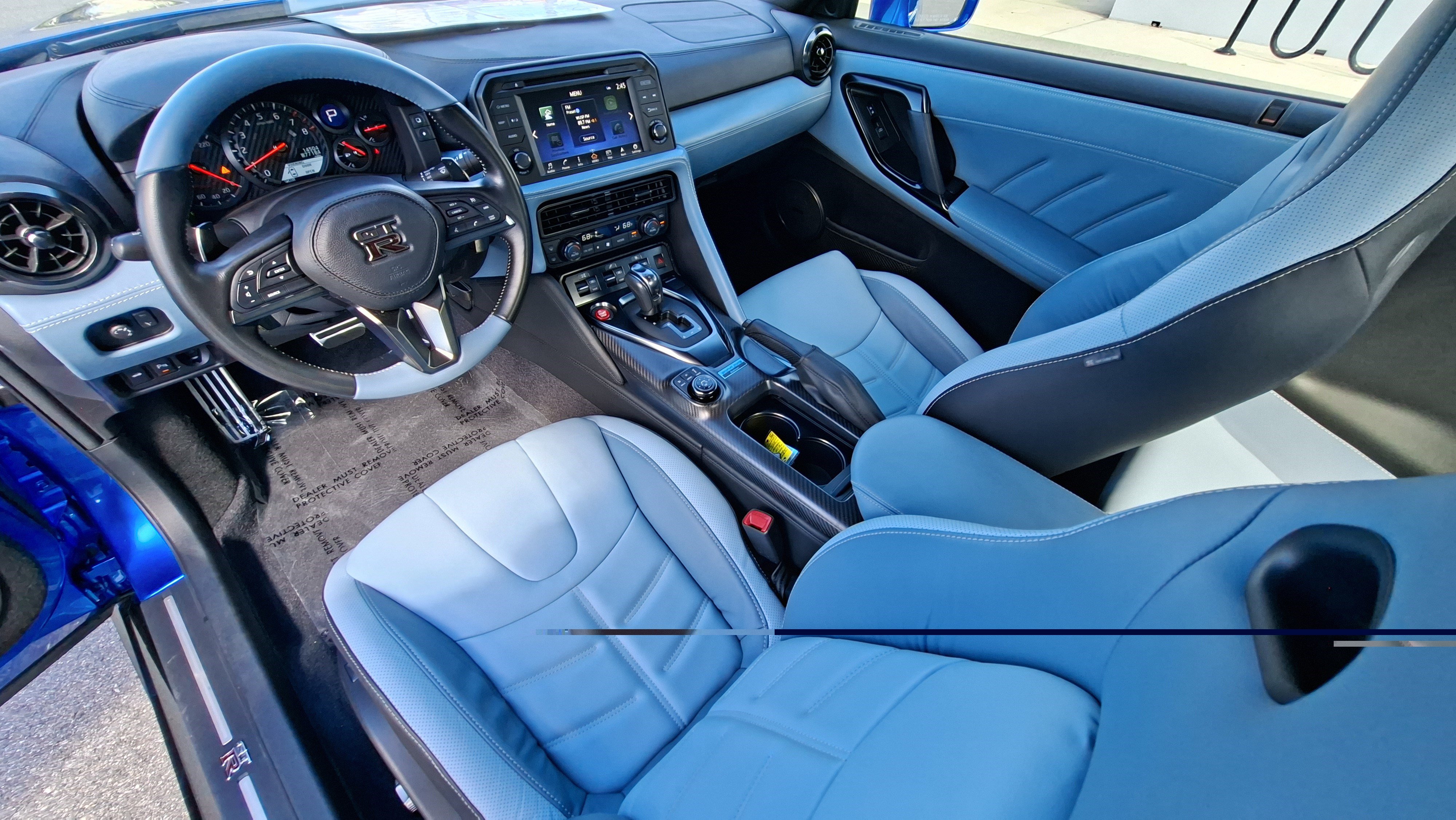 Used 2024 Nissan GT-R AWD/4WD image 20