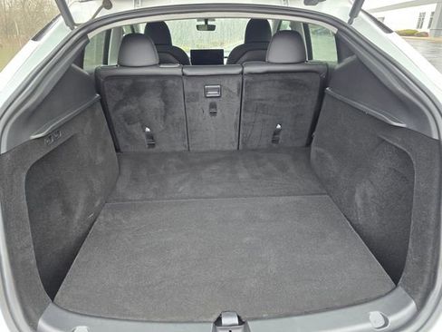 Used 2023 Tesla Model Y Long Range image 56