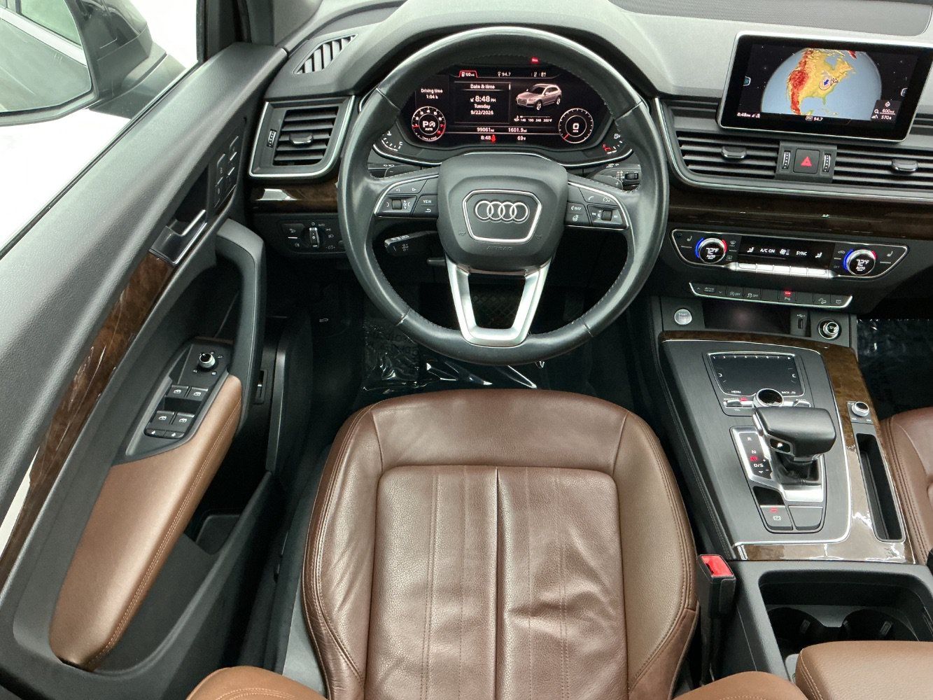 Used 2020 Audi Q5 2.0T Premium Plus w/ Premium Plus Package AWD/4WD image 31