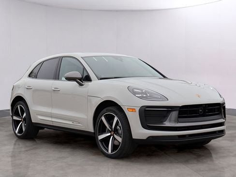 New 2026 Porsche Macan image 10