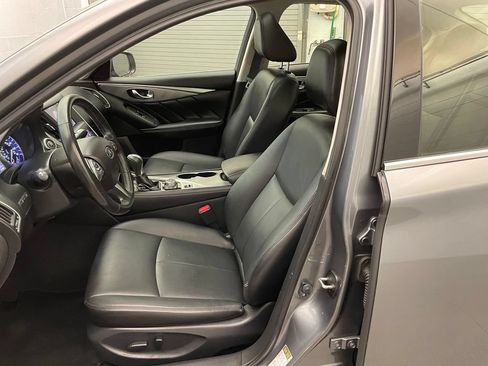 Used 2016 INFINITI Q50 Premium RWD image 22