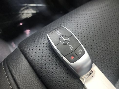 Used 2022 Mercedes-Benz GLE 350 4MATIC image 35