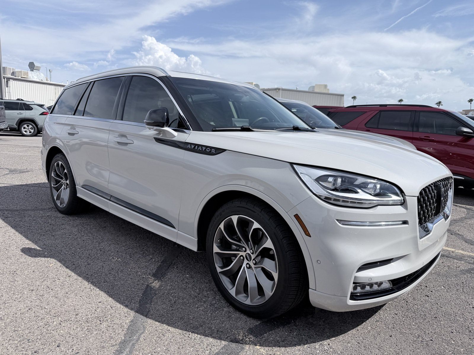 Used 2021 Lincoln Aviator Grand Touring w/ Equipment Group 301A AWD/4WD image 2