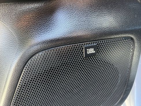 Used 2019 Toyota Tacoma TRD Sport AWD/4WD image 29