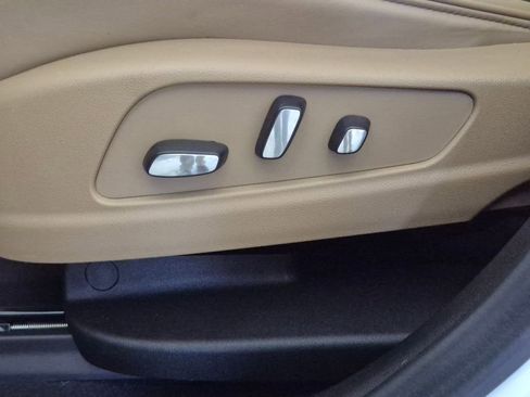 Used 2024 Cadillac XT6 Sport w/ Platinum Package image 15