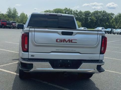 Used 2019 GMC Sierra 1500 SLT w/ SLT Premium Plus Package AWD/4WD image 7